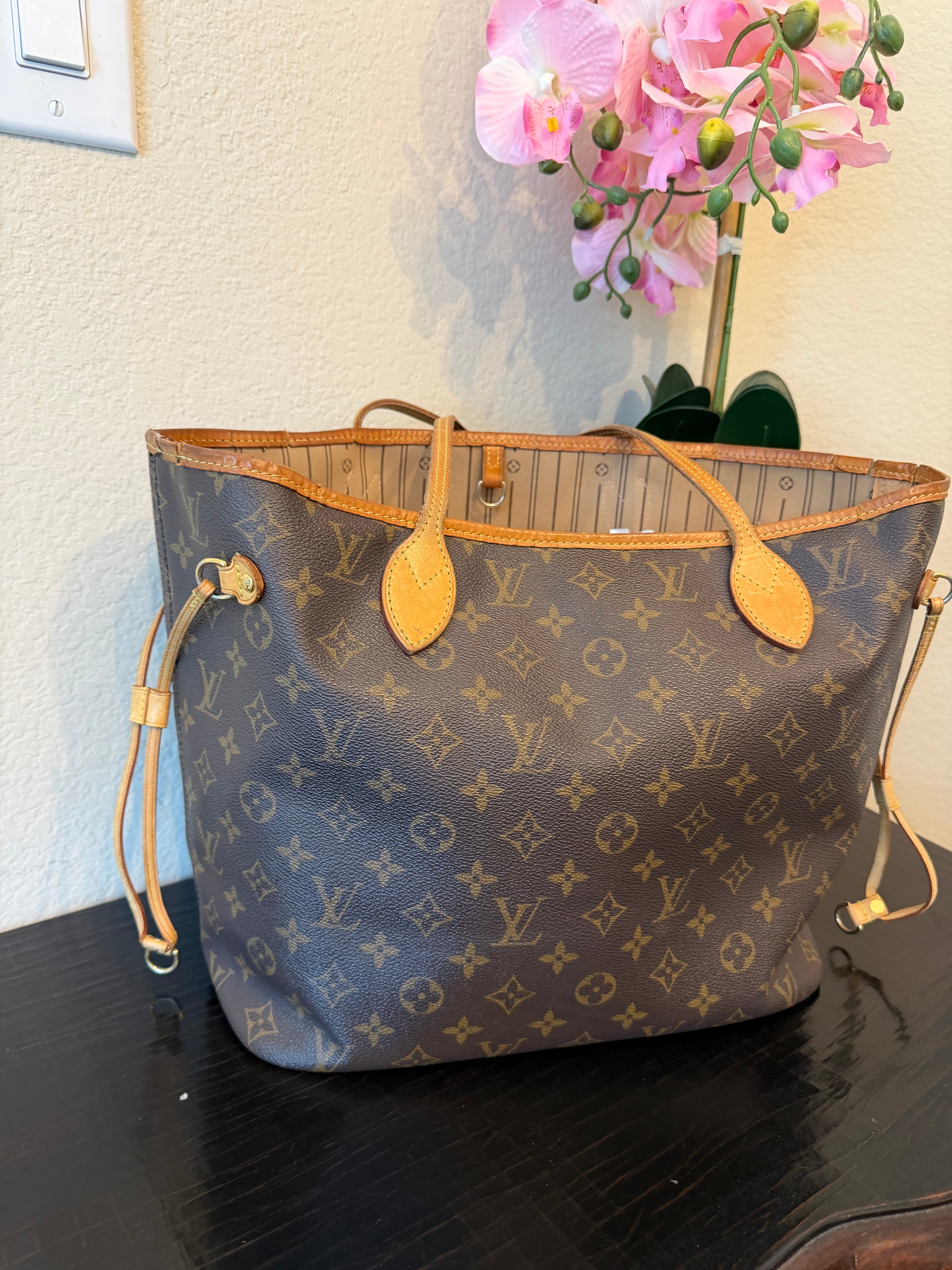 Louis Vuitton Neverfull MM Monogram