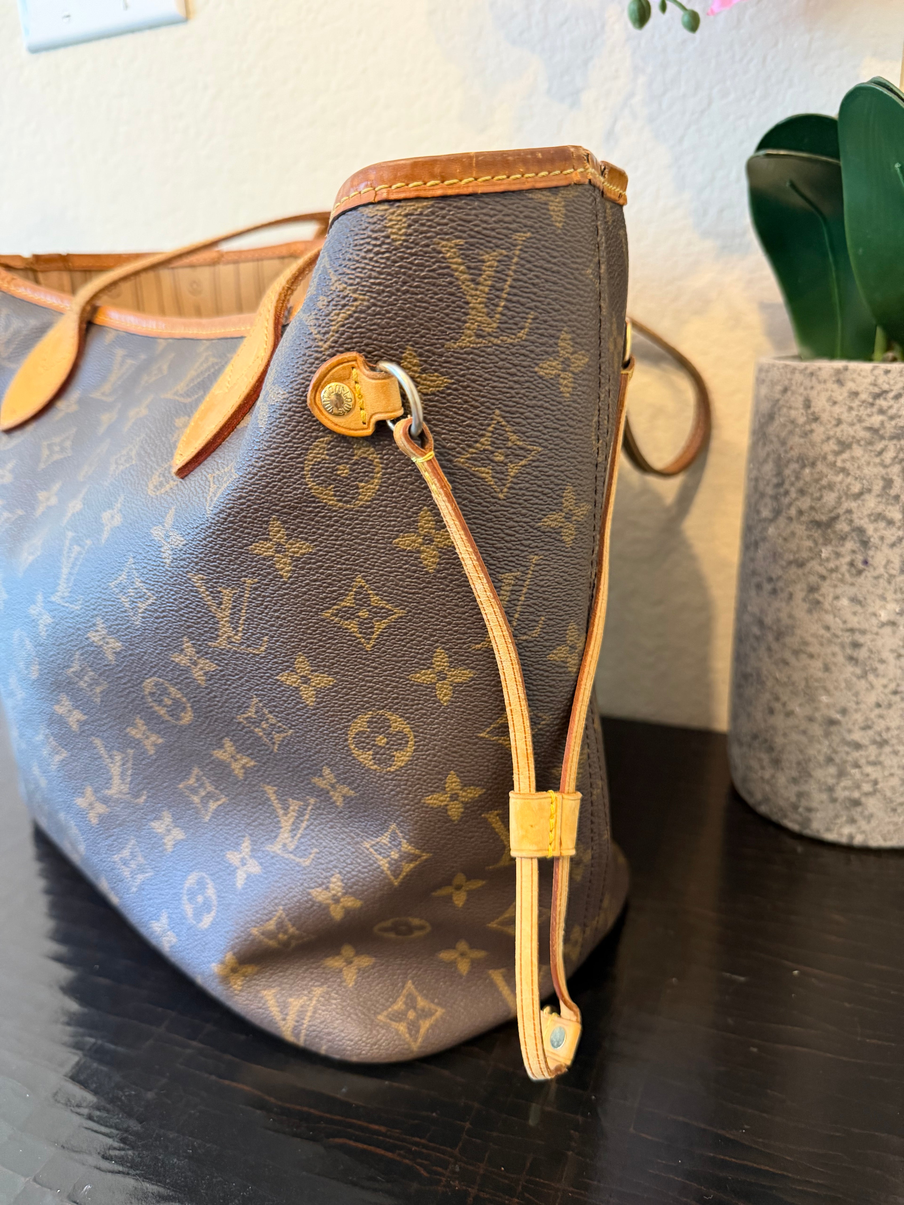 Louis Vuitton Neverfull MM Monogram