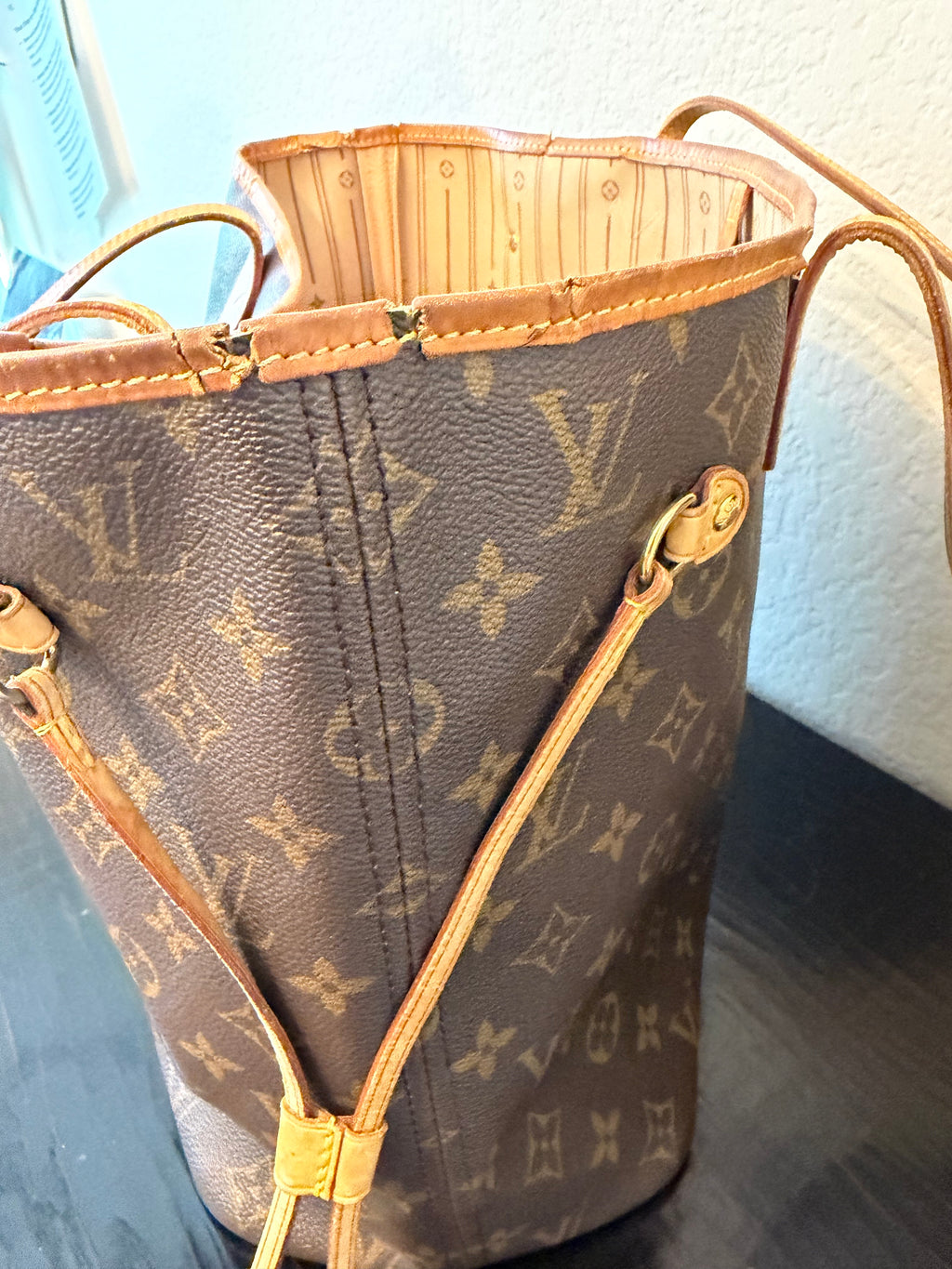 Louis Vuitton Neverfull MM Monogram
