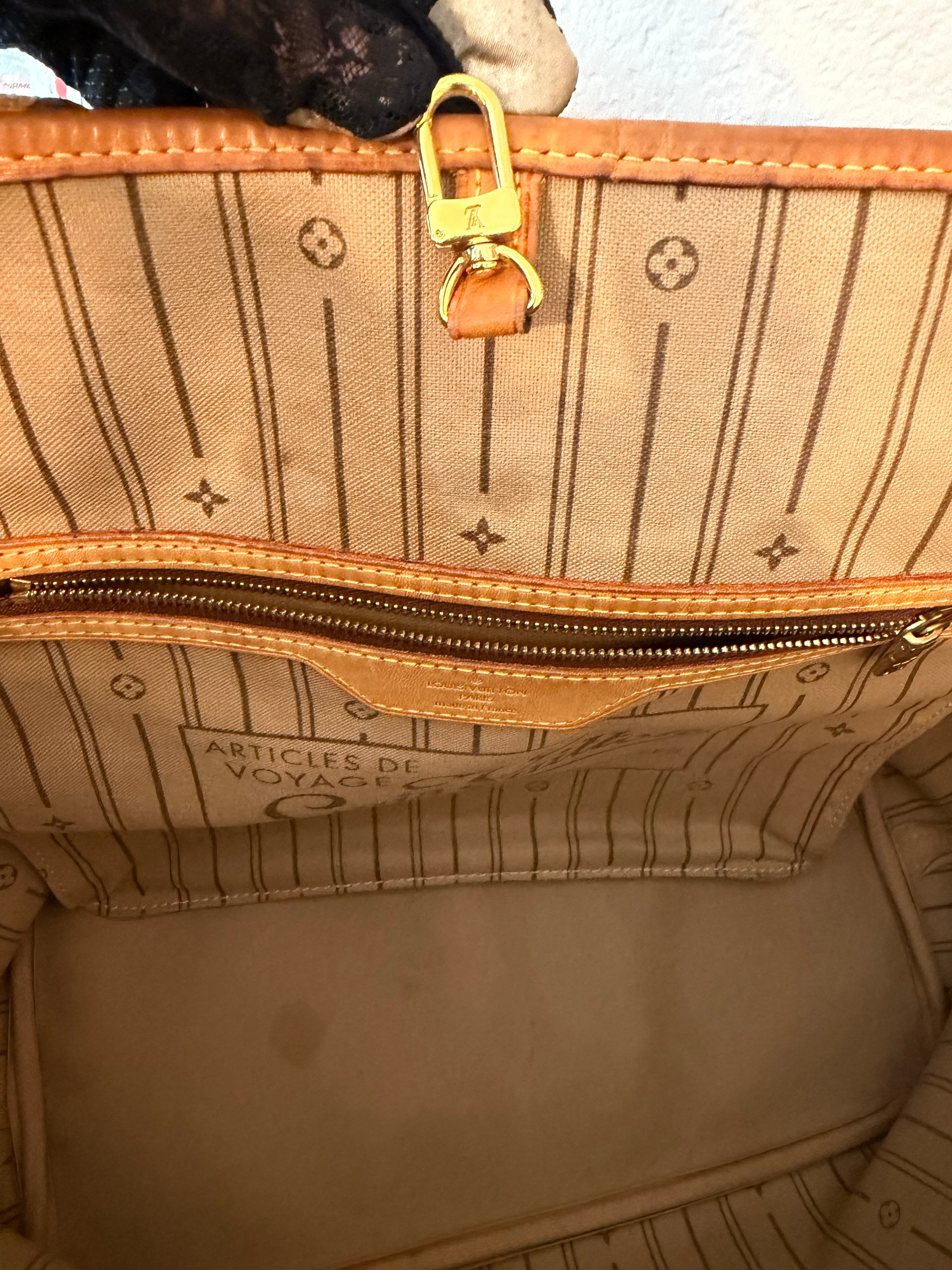 Louis Vuitton Neverfull MM Monogram